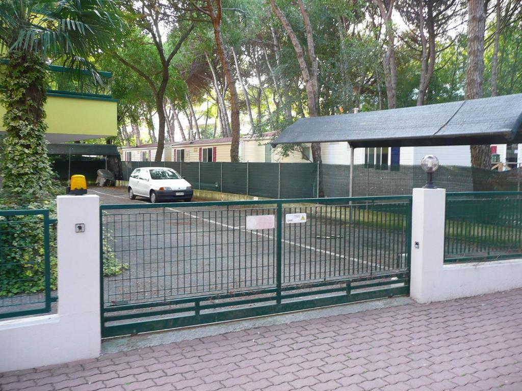 קאורלה Residence Pineta - Agenzia Cocal מראה חיצוני תמונה
